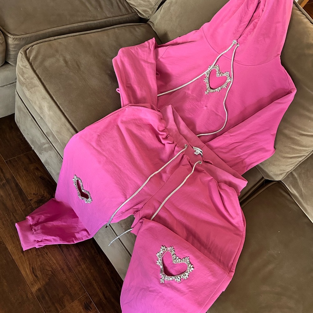 Fashion Nova Fuchsia Joggers with Silver Drawstring